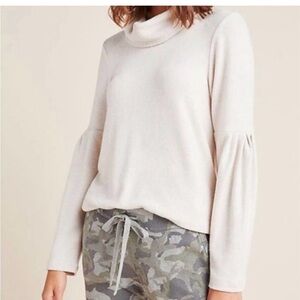 Anthropologie Saturday & Sunday Top! Size Small